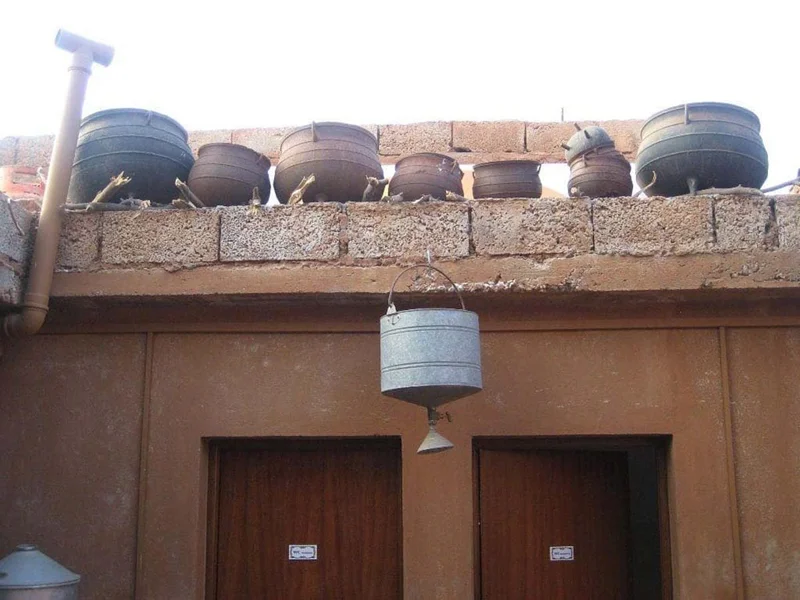 cooking pot shower