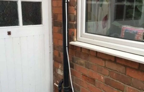 An Alfresco Shower Is Sometimes Just What People Need