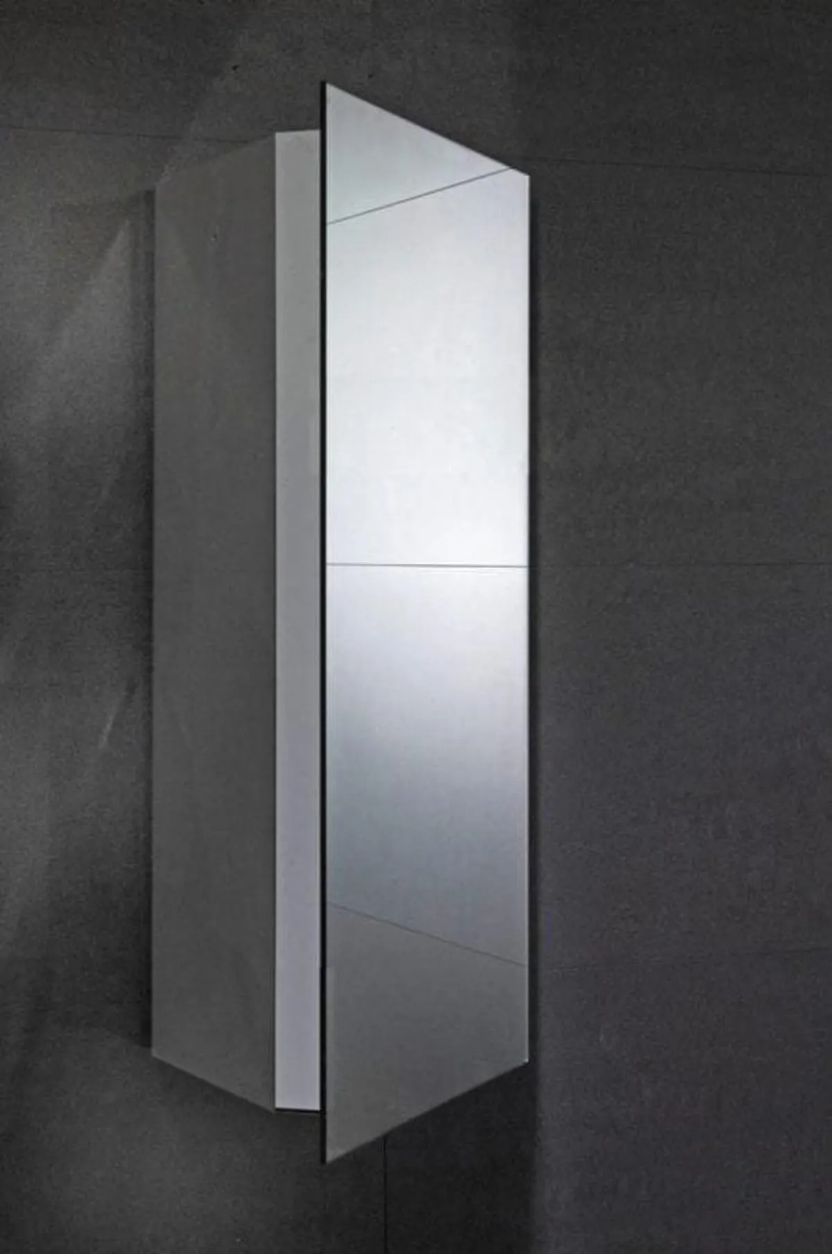 Read more about the article Bathroom Cabinets: Why You Might Want Them Lockable
