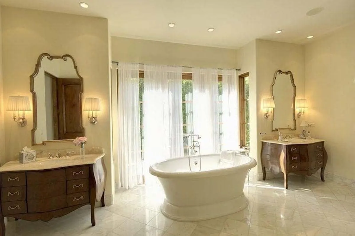 Read more about the article Fitted Bathroom Size Requirements: The Best Size For Your Bathroom