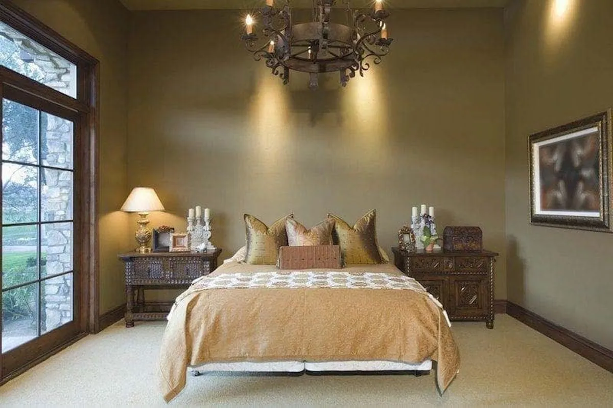 Read more about the article Bedroom Lighting Ideas: Setting the Mood With Our Guide