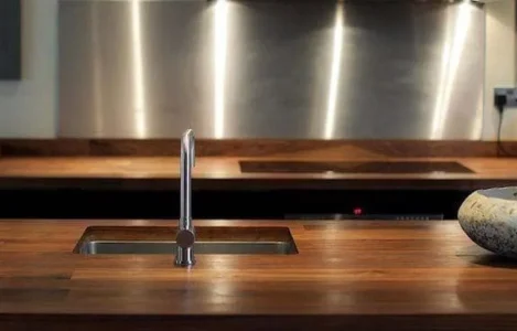 Our Handy Guide To Cleaning Kitchen Worktops
