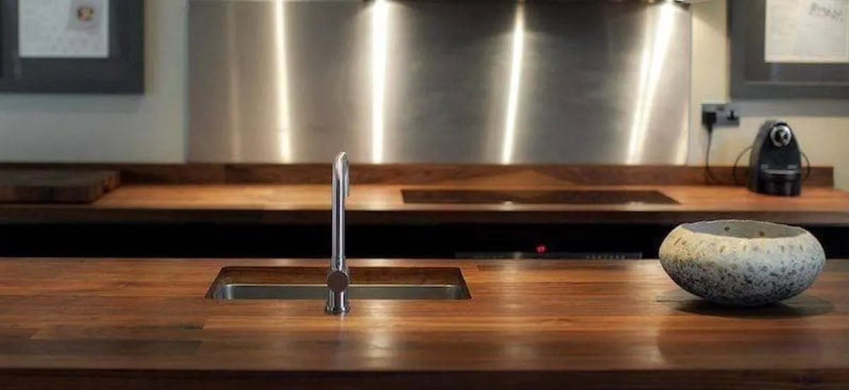 Read more about the article Our Handy Guide To Cleaning Kitchen Worktops