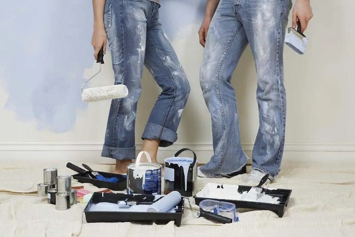 Read more about the article Britain Is a Nation of Paint Hoarders: Are You One of Them?