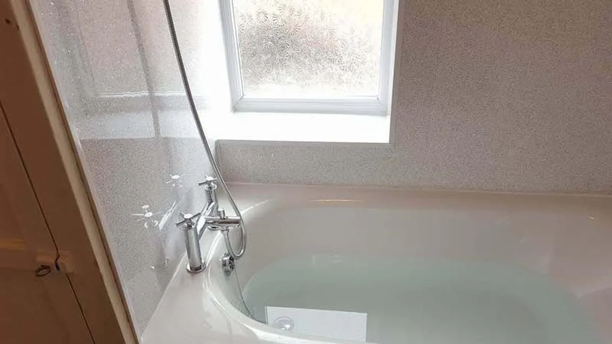 Read more about the article Transform Your Bathroom with WetWall Panels: A Long Overdue Trend