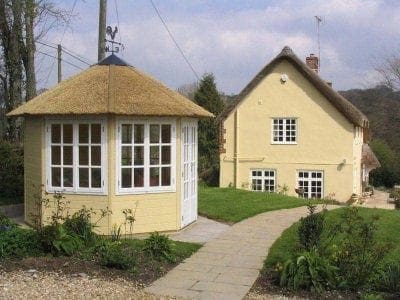 Make An Extra Garden Room At Any Time Of Year