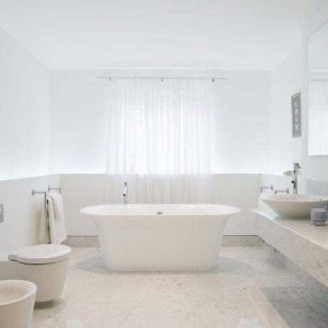 How To Keep Your Bathroom Mould Free