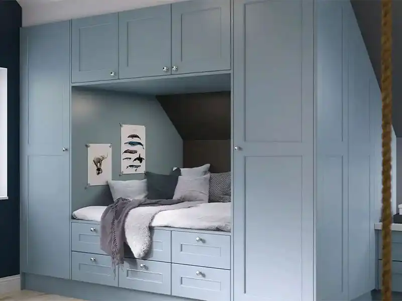 traditional bedroom installation