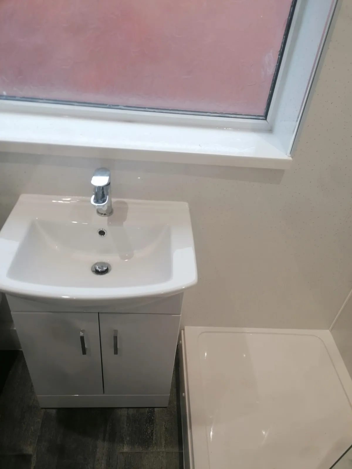 Read more about the article Mr and Mrs Plants Bathroom, Ilkeston