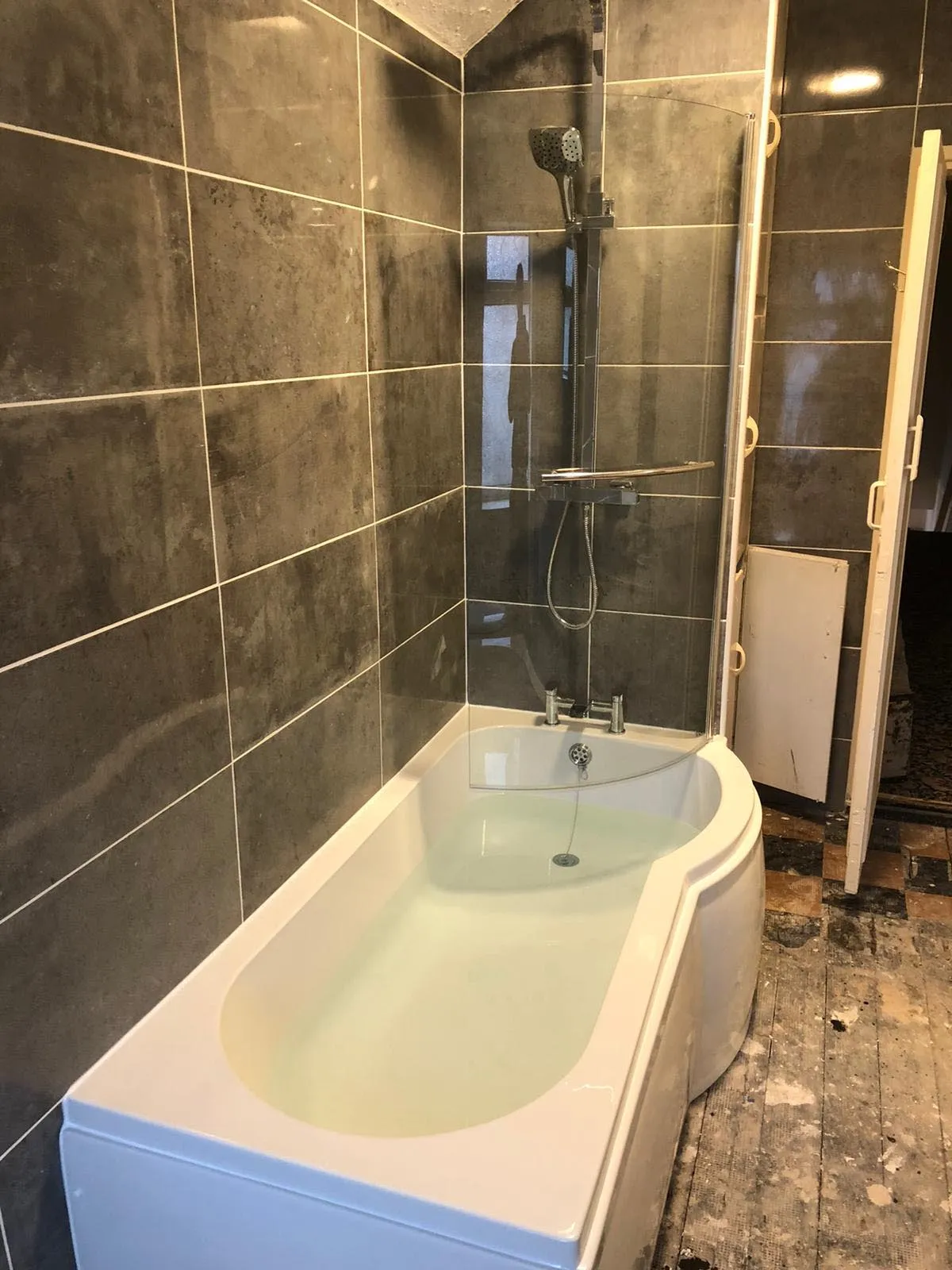 Read more about the article Mr and Mrs Stevenson, Ilkeston