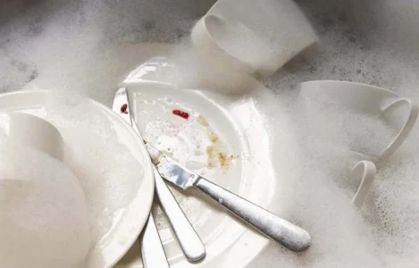 These Are 5 of the Dirtiest Things In Your Kitchen